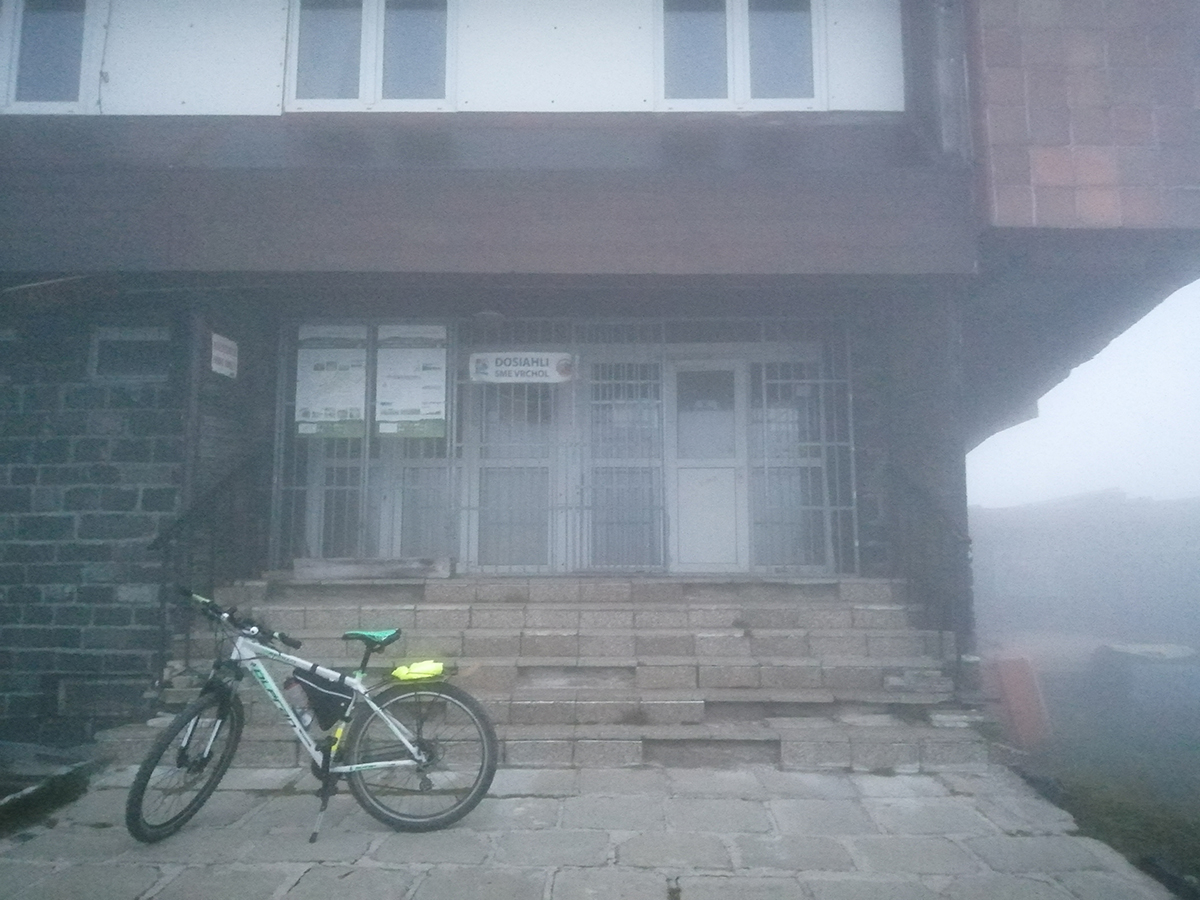 kralova-hola-na-bicykli