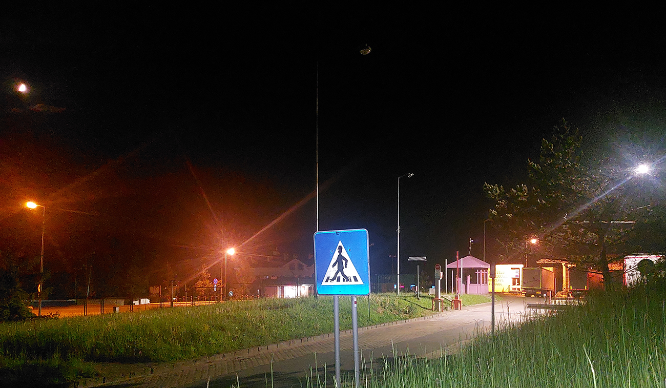 Duklianske_parkoviská_tesne_pred_polnocou.